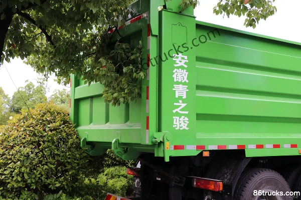 FAW Jiefang Qingdao JH6 Heavy Truck 410 hp 8X4(12 wheels) 5.8m LNG Dump Truck Body (1) | 86Trucks