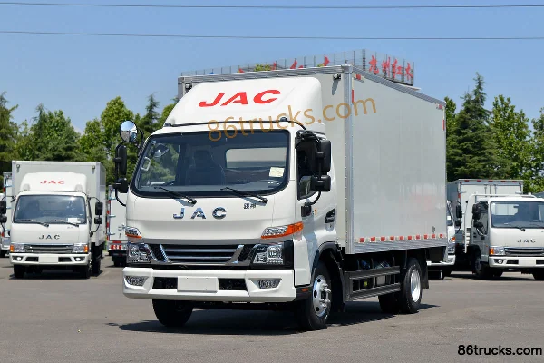 JAC Junling V6 150 ch 4X2(6 roues) camion porteur fourgon cabine simple 4,15 m (China VI) Extérieur (3) | 86Trucks