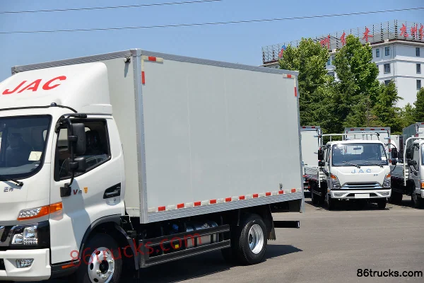 JAC Junling V6 150 ch 4X2(6 roues) camion porteur fourgon cabine simple 4,15 m (China VI) Carrosserie (1) | 86Trucks