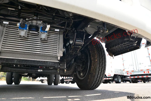 JAC Kangling J3 95 ch 4X2(6 roues) camion léger à ridelles cabine simple 3,7 m (China VI) Châssis (3) | 86Trucks