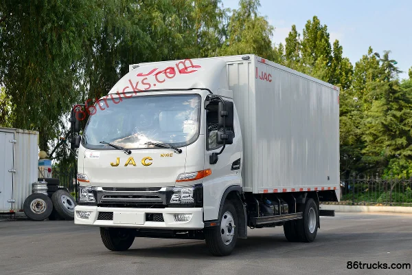 JAC Shuailing E Medium Body 130 hp 4X2(6 wheels) 4.15m Single Row Van Light Truck (China VI) Exterior (3) | 86Trucks