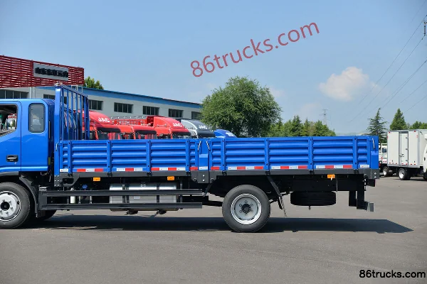 JAC Junling A8 170 hp 4X2(6 wheels) 5.4 m one-and-a-half-row flatbed light truck (China VI) Body (1) | 86Trucks