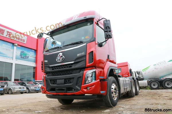 Dongfeng Liuqi Chenglong H5 430 hp 6X4(10 wheels) Tractor Truck (China VI) Exterior (2) | 86Trucks