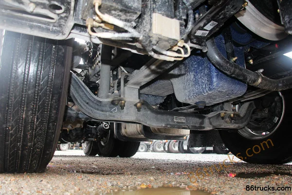 Dongfeng T7 version Zhiling 400 ch 6X4(10 roues) tracteur routier Châssis (2) | 86Trucks