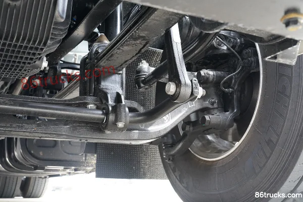 JAC Gallop V7 Heavy Truck 560hp 6X4(10 wheels) AMT Automatic Long-nose Tractor Truck (China VI) Chassis (3) | 86Trucks