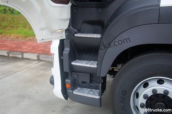 GAC HINO 700 Zhizhen camion lourd 450 ch 6X4(10 roues) tracteur routier pour matières dangereuses (China VI) Cabine (3) | 86Trucks