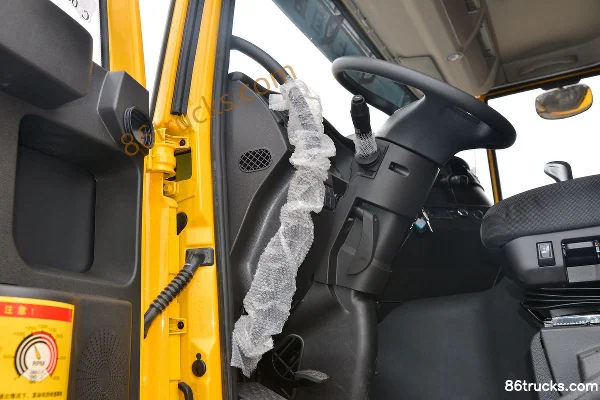 SAIC Hongyan Genlyon C6 380 hp 8X4(12 wheels) 6.8 m Dump Truck (Short Body) (China VI) Cab (3) | 86Trucks