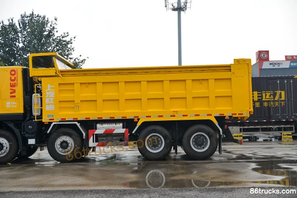 SAIC Hongyan Genlyon C6 380 hp 8X4(12 wheels) 6.8 m Dump Truck (Short Body) (China VI) (2) | 86Trucks