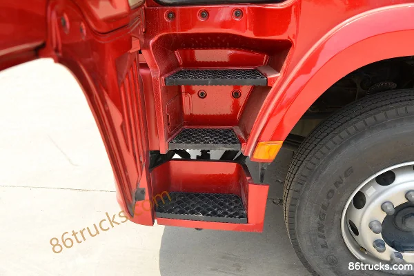 SHACMAN Delong M3000S 400hp 8X4(12 wheels) 9.5m Wing Opening Box Truck (China VI) Cab (3) | 86Trucks