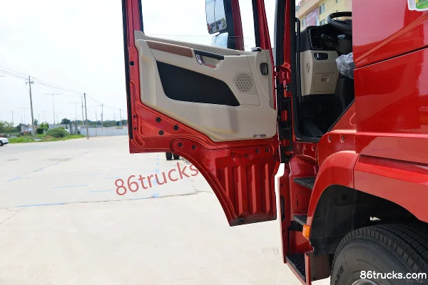 SHACMAN Delong M3000S 400hp 8X4(12 wheels) 9.5m Wing Opening Box Truck (China VI) Cab (2) | 86Trucks