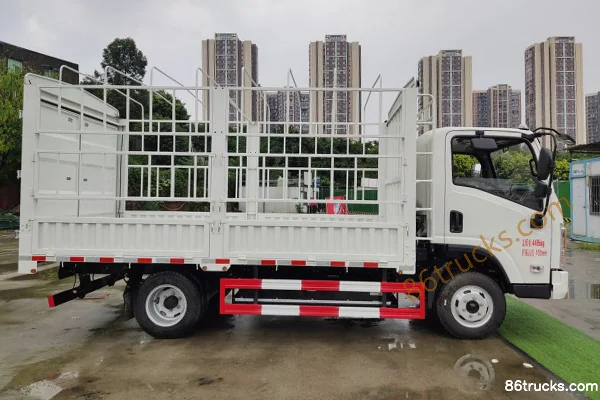 Dongfeng T18 4.5T 4.13 m Single Row Electric Grain Van Light Truck 81.1 kWh 4X2(6 wheels) Exterior