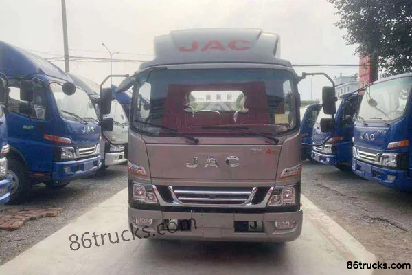 JAC Junling A8 160 ch 4X2(6 roues) Camion frigorifique 4,15 m (boîte Xingrui) Extérieur (2) | 86Trucks
