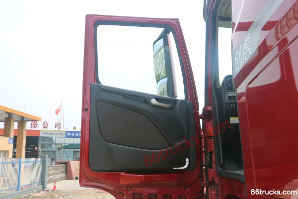 Hyundai Commercial Vehicle New Generation Xcient Heavy Truck 540 hp 6X4(10 wheels) AMT Automatic Tractor Truck (China VI) Cab (1) | 86Trucks