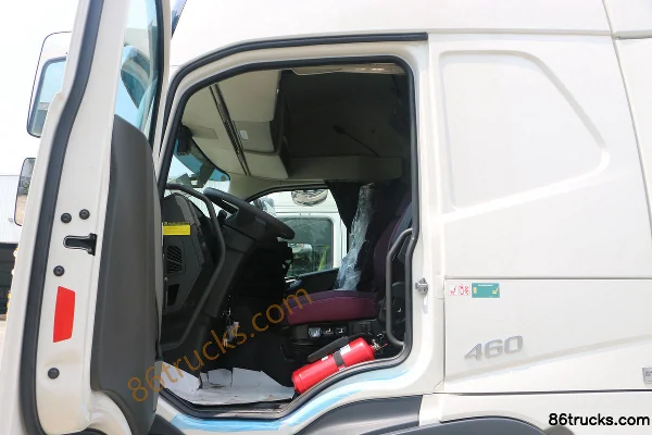 Volvo New FM heavy truck 460 hp 4X2(6 wheels) automatic tractor truck (China VI) Cab (2) | 86Trucks