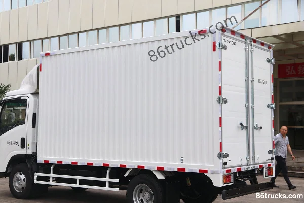 Qingling Lingka 150hp 4X2(6 wheels) 4.13m single-row box light truck Body (3) | 86Trucks