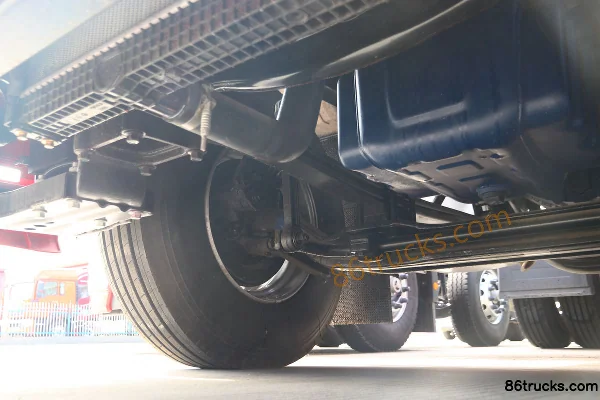 FARIZON GHT Heavy Truck 460 hp 6X4(10 wheels) LNG Tractor Truck (China VI) Chassis (2) | 86Trucks