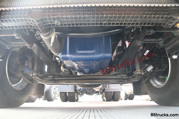 FARIZON GHT Heavy Truck 460 hp 6X4(10 wheels) LNG Tractor Truck (China VI) Chassis (1) | 86Trucks
