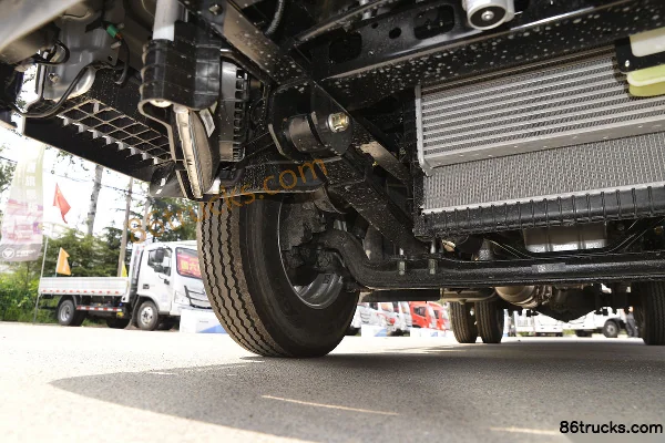 Foton Aumark S1 Série 150 ch 4X2(6 roues) Camion fourgon 4,14 m monoplace léger (China VI) Châssis (2) | 86Trucks