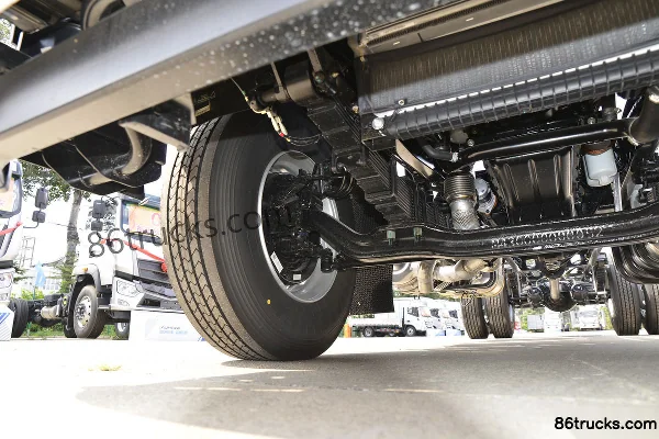 Foton Auhang R Series 245 hp 4X2(6 wheels) 6.2m van cargo truck (China VI) (axle ratio 4.33) Chassis (2) | 86Trucks