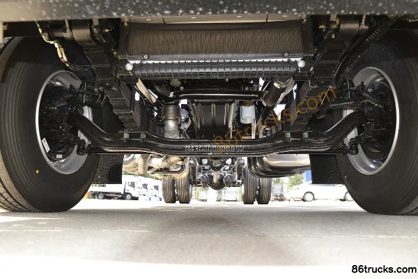 Foton Auhang R Series 245 hp 4X2(6 wheels) 6.2m van cargo truck (China VI) (axle ratio 4.33) Chassis (1) | 86Trucks