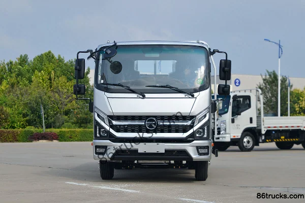 Kama Kaijie M3 Édition Prestige 150 ch 4X2(6 roues) 4,16 m camion léger à ridelles à cabine simple Extérieur (2) | 86Trucks