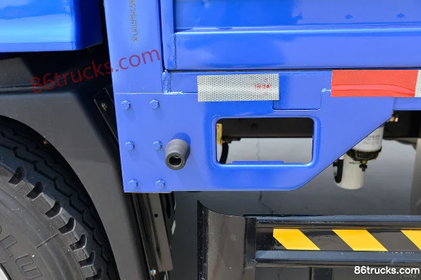 Kama Yunteng 220 hp 4X2(6 wheels) 6.75m Flatbed Cargo Truck (China VI) Body (3) | 86Trucks