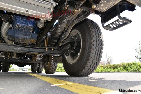 Kama Yunteng 220 hp 6X2(8 wheels) 5.2m Dump Truck (China VI) Chassis (3) | 86Trucks