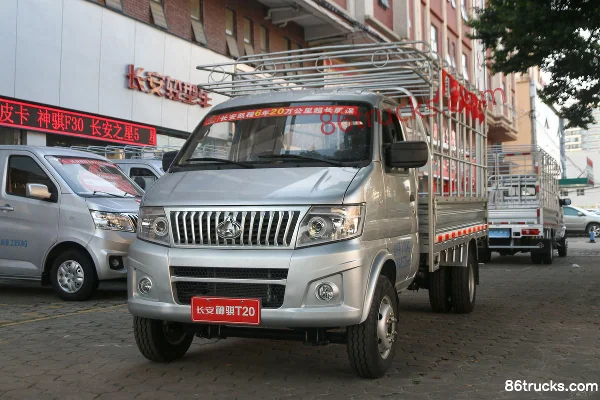 Ankai Shenqi T20 1.5L 116 hp 4X2(6 wheels) gasoline 3.3 m single-row stake truck (China VI) Exterior (3) | 86Trucks