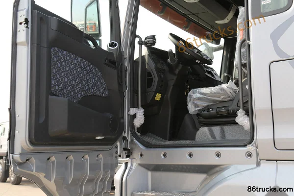 Sinotruk Sitrak G7 Heavy Truck 460 hp 6X4(10 wheels) AMT automatic LNG tractor truck (China VI) Cab (3) | 86Trucks