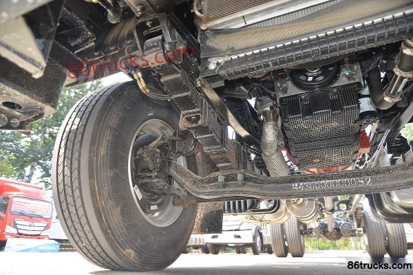 Foton Auhang R 245 ch 4X2(6 roues) 6,8 m à toit ouvrant fourgon porteur (toit plat) Châssis (2) | 86Trucks