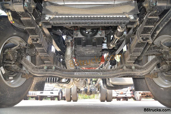 Foton Auhang R 245 ch 4X2(6 roues) 6,8 m à toit ouvrant fourgon porteur (toit plat) Châssis (1) | 86Trucks