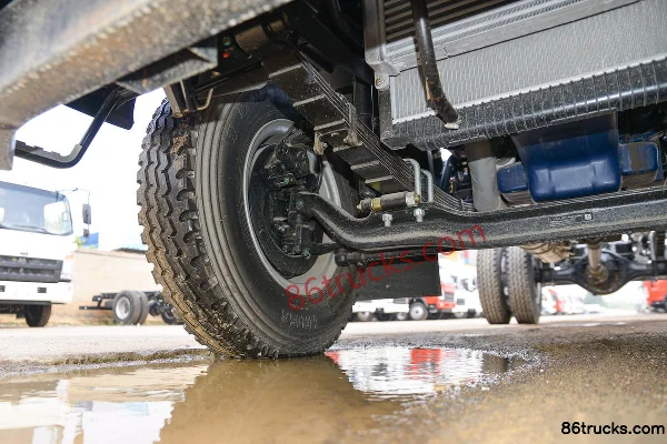 Sinotruk HOWO Hanjiang 190 ch 4X2(6 roues) camion porteur à ridelles de 6,25 m avec cabine avancée (China VI) Châssis (2) | 86Trucks