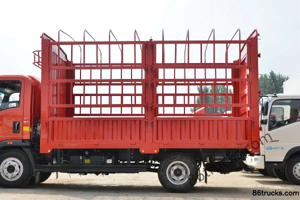 Sinotruk HOWO Hanjiang 160 hp 4X2(6 wheels) 4.15m Single Row Cage Van Light Truck Body (2) | 86Trucks