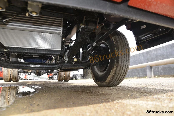 Sinotruk HOWO Hanjiang 130 hp 4X2(6 wheels) 4.15m Single Row Van Light Truck Chassis (3) | 86Trucks