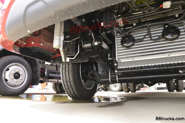 Foton Times Linghang S1 120 hp 4X2(6 wheels) 3.94 m single-row flatbed light truck (China VI) Chassis (2) | 86Trucks