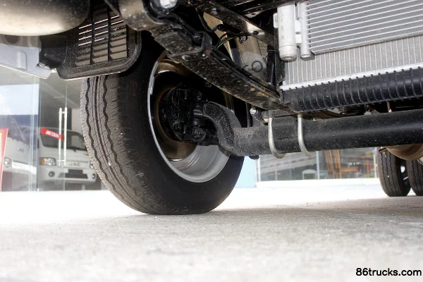 JAC Kaida X6 1.6L 122 hp 4X2(6 wheels) gasoline 3.8m single row stake mini truck Chassis (2) | 86Trucks