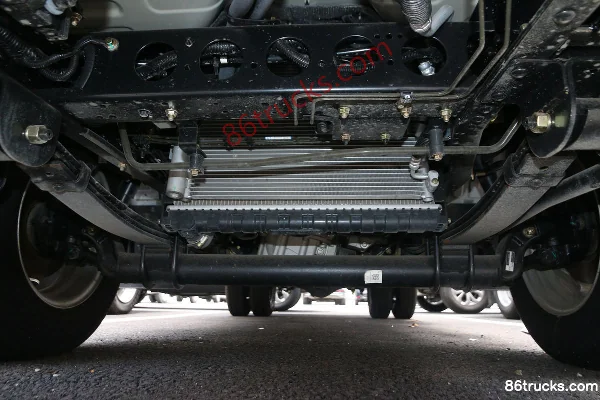 Dongfeng T5 1.6L 105hp 4X2(6 wheels) CNG 2.99m Double Row Van Truck (China VI) Chassis (1) | 86Trucks