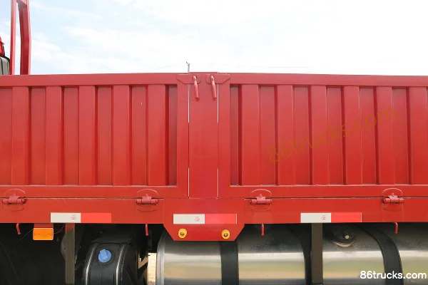 SHACMAN Delong M3000S Enhanced Elite Edition 460 hp 8X4(12 wheels) 9.5m flatbed cargo truck (China VI) Body (3) | 86Trucks