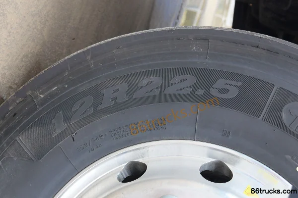XCMG Hanfeng XG2X 620 ch 6X4(10 roues) tracteur routier (ralentisseur hydraulique) Châssis (2) | 86Trucks