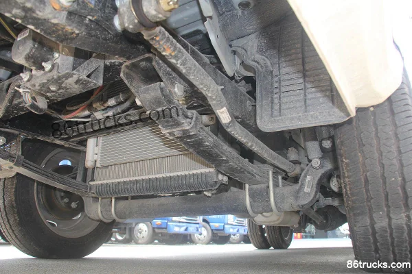 JAC Kaida X5 1.6L 120 hp 4X2(6 wheels) gasoline 3.5m single-row stake micro truck (China VI) Chassis (3) | 86Trucks