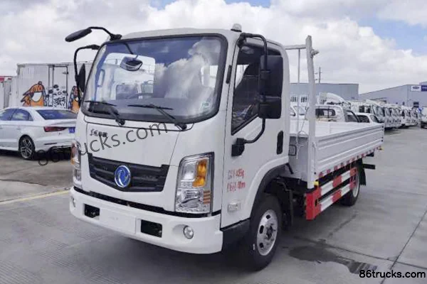 Dongfeng T18 4.5T 4.13m single-row pure electric flatbed truck 4X2(6 wheels) Exterior