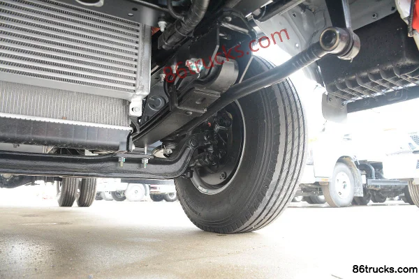 JAC Junling V5 129 hp 4X2(6 wheels) 4.235m single-row cage light truck Chassis (3) | 86Trucks