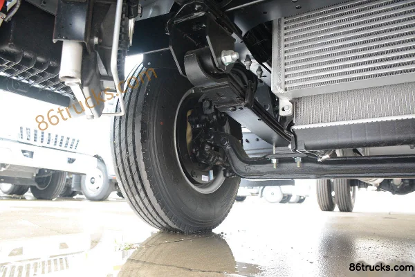 JAC Junling V5 129 hp 4X2(6 wheels) 4.235m single-row cage light truck Chassis (2) | 86Trucks