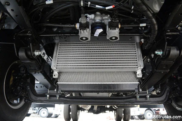 JAC Junling V5 129 hp 4X2(6 wheels) 4.235m single-row cage light truck Chassis (1) | 86Trucks