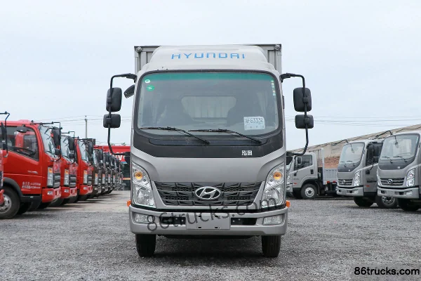 Hyundai Commercial Vehicle Hongtu 200 88 hp 4X2(6 wheels) 3.7m Single Row Van Light Truck Exterior (2) | 86Trucks