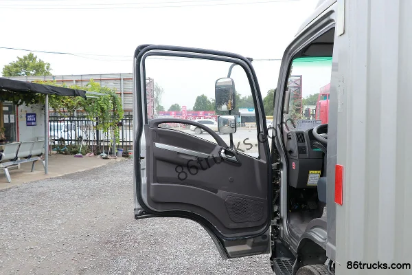 Hyundai Commercial Vehicle Hongtu 200 88 hp 4X2(6 wheels) 3.7m Single Row Van Light Truck Cab (1) | 86Trucks