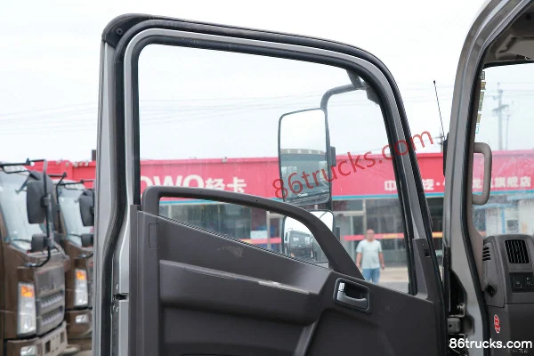 Hyundai Commercial Vehicle Hongtu 500 143 hp 4X2(6 wheels) 4.165m Single Row Van Light Truck Cab (2) | 86Trucks