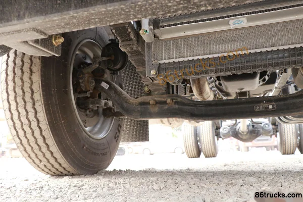 Dongfeng Changxing D3 220 hp 4X2(6 wheels) 5.4m Van Truck (China VI) Chassis (2) | 86Trucks