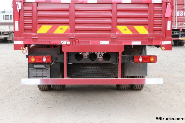 Dongfeng Changxing D3V 260 hp 4X2(6 wheels) 6.7m Flatbed Cargo Truck (High Roof) (China VI) Body (2) | 86Trucks