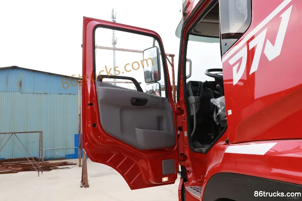 Dongfeng Changxing D3 260hp 6X2(8 wheels) 5.8m grain van cargo truck (China VI) Cab (1) | 86Trucks